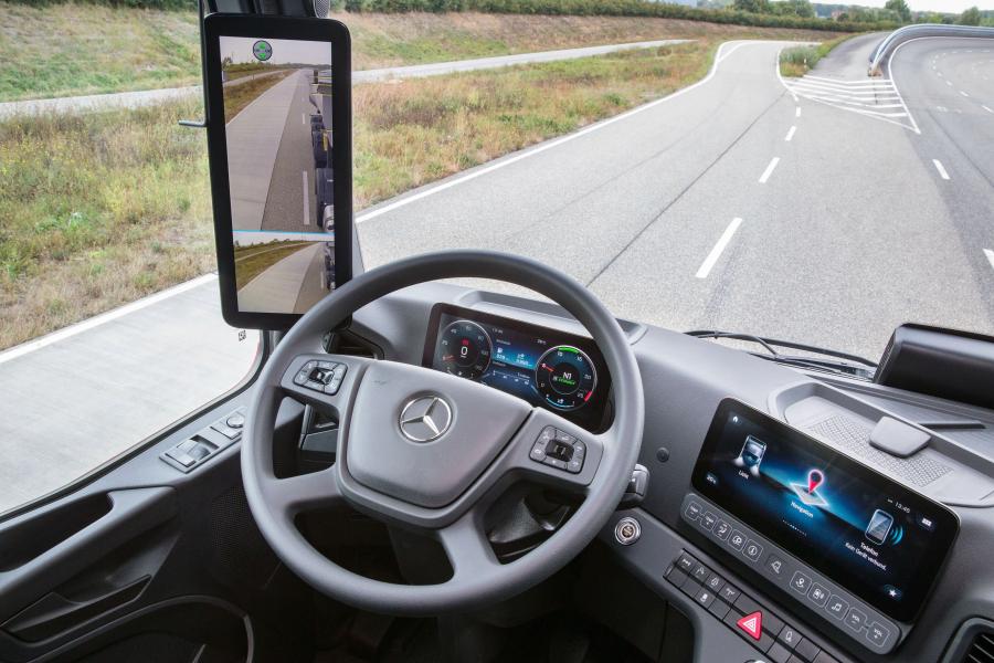 Торпедо Mercedes-Benz Arocs 1845 LS 2018 года  (фото 16 из 16)